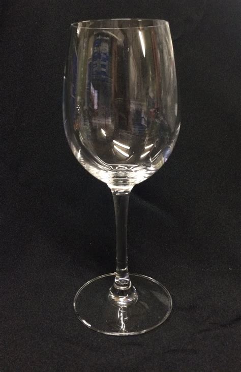 Red Wine Glass Oliver Hire