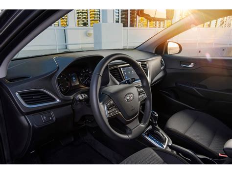 2022 Hyundai Accent: 85 Interior Photos | U.S. News