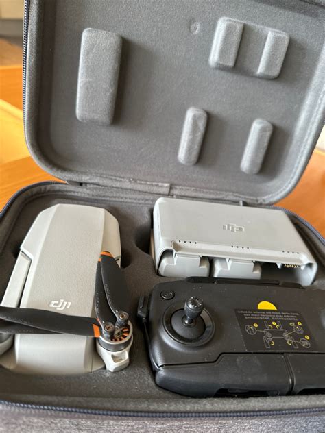 Dji Se Mini Drone 58 Ghz με Κάμερα 27k 30fps και Χειριστήριο Συμβατό