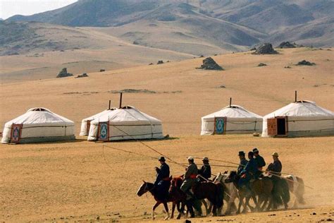 Hành Trình Khám Phá Sa Mạc Gobi | Sa Mạc Lớn Nhất Thế Giới – Du Lịch Mông Cổ