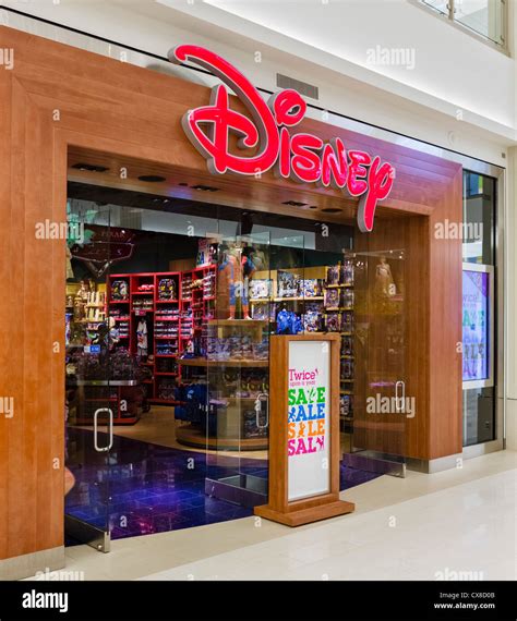 Disney store in the Mall of America, Bloomington, Minneapolis, Minnesota, USA Stock Photo - Alamy