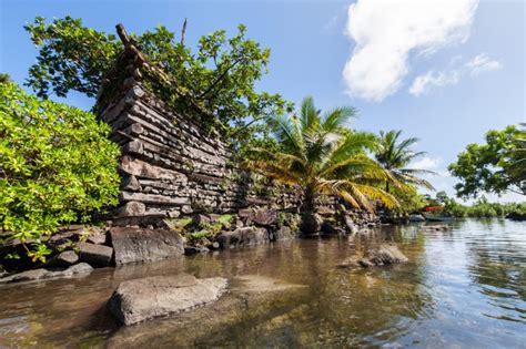 When to visit Micronesia - TravelingEast