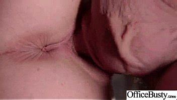 Chica De Oficina Con Enormes Tetas Redondas Folla Duro Video Xvideos