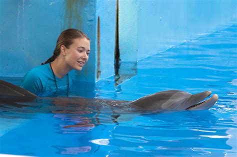 Imagini Dolphin Tale 2011 Imagini Povestea Delfinului Imagine 6