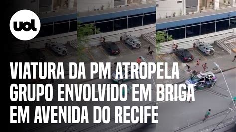 Viatura Da PM Atropela Homens Que Brigavam Em Avenida Durante Parada Da