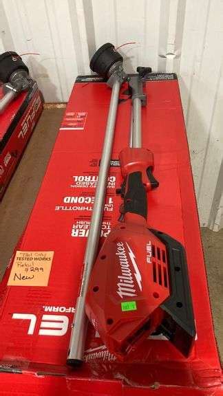 Milwaukee M18 Fuel 18v Lithium Ion Brushless Cordless String Trimmer With Quik Lok Attachment