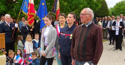 Les Avenières Veyrins Thuellin La cérémonie du 8 Mai a rassemblé les