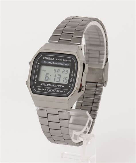 Casio（カシオ）の「『casio（カシオ）』basic Digital Metallic（デジタル腕時計）」 Wear