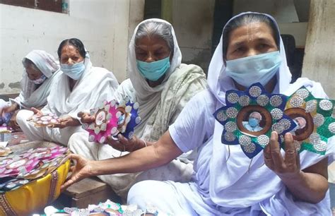 Raksha Bandhan Vrindavan Widows Send 251 Rakhi To Pm Narendra Modi