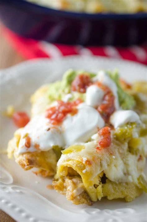 Green Chile Chicken Enchiladas Lifes Ambrosia