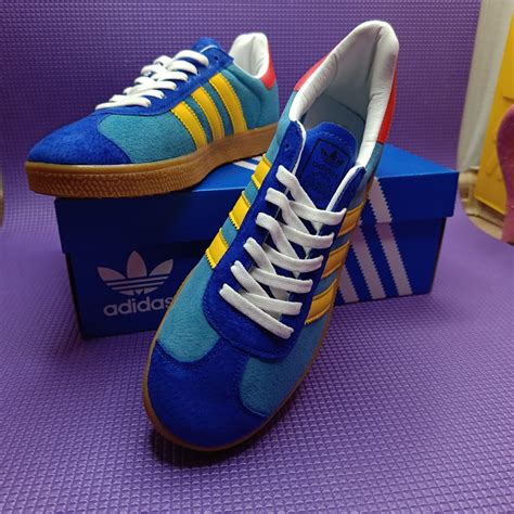 Кроссовки adidas - купить с доставкой по выгодным ценам в интернет ...