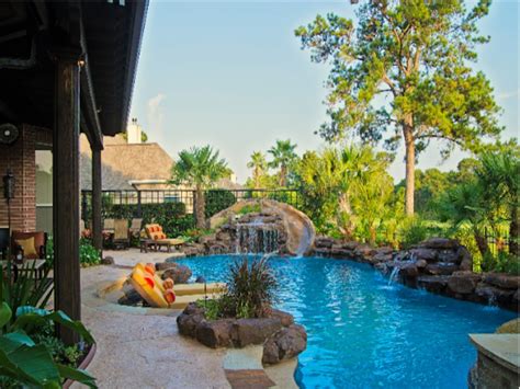 Designing The Ultimate Family Friendly Pool - Stewart Land Designs