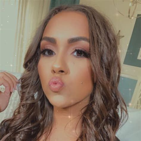 Teen Mom Briana DeJesus shows off her cleavage and says she 'hates