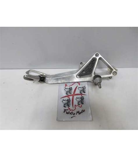 Platine Repose Pied Passager Droit Honda Hornet Occa