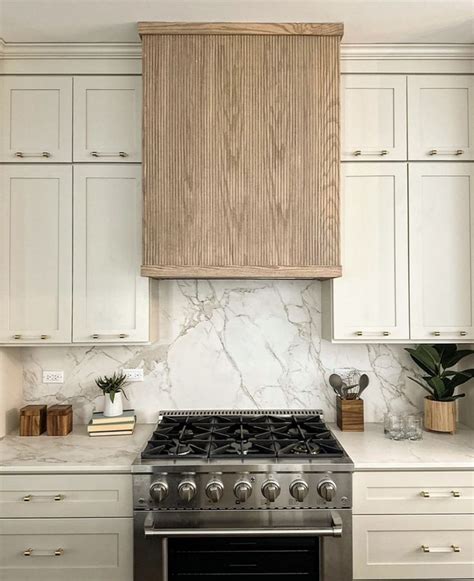 Pin By Talissa Bailey On Natalias Drouin House Inspo Kitchen Hood