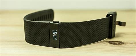 Das Fitbit Charge Im Test Auf Fitnessarmband Eu