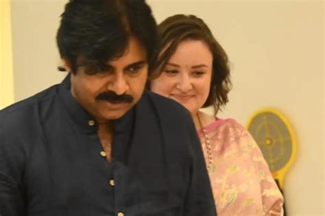 Telugu Actor Pawan Kalyan Spotted With Wife Amidst Divorce Rumors