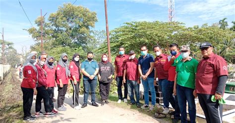 Kecamatan Medan Tembung Gotong Royong Di Pekuburan Muslim Bandar