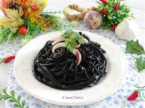 Spaghetti Al Nero Di Seppia Ricetta Pasta Al Nero Di Seppia Il Cuore