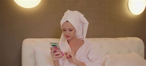 Kinky Blonde Wearing Stockings And Fucking A Skinny Lad ZB Porn