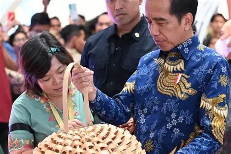 Terkurasi Dengan Baik Presiden Joko Widodo Puji Produk Umkm Expo Rt