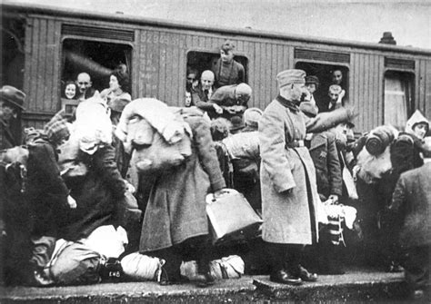 Newly Discovered Photos Of Nazi Deportations Show Jewish Victims As