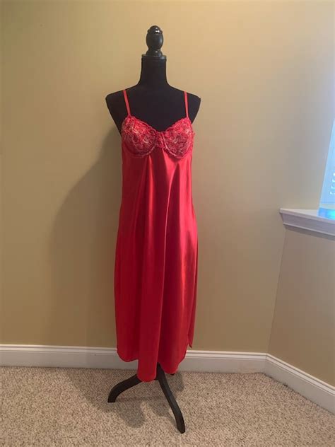 Red Nightgown Lingerie With Underwire Cups Vintage Delicates Etsy