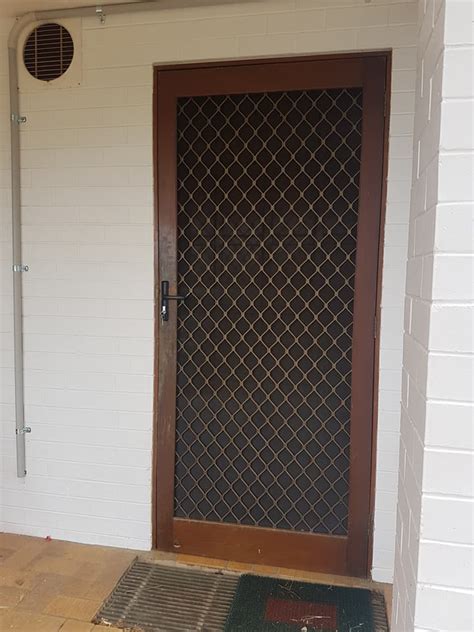 SECURITY DOORS SUTHERLAND FLYSCREENS 0451 001 060