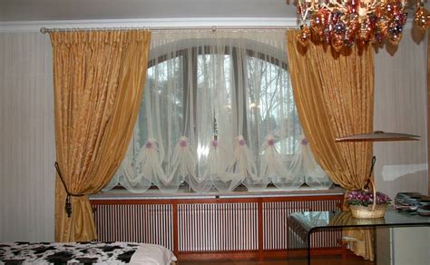 Тюль в спальню без штор в современном стиле - 30 фото