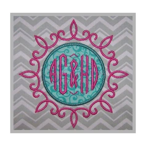 Curly Applique Accent Frame Stitchtopia