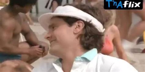 Hilary Shepard Bikini Scene In Hunk Tnaflix