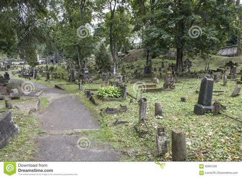 Cementerio De Rasos En Vilna Lituania Foto Editorial Imagen De