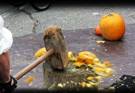 pumpkin-smash - Portsmouth Halloween Parade