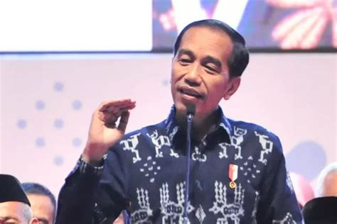 Presiden Jokowi Umumkan Pns Aktif Naik Gaji Berikut Tabel Baru Gaji