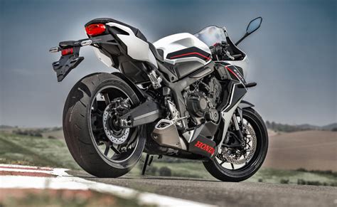 Honda CB 650R e CBR 650R 2024 novas opções de cores e acabamento