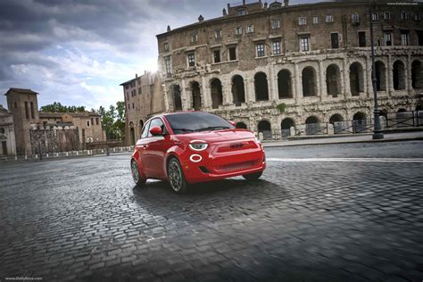 2024 Fiat 500e RED - Stunning HD Photos, Videos, Specs, Features ...