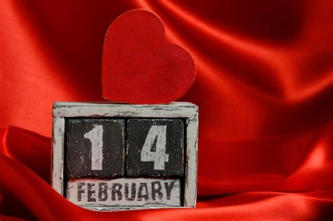 Premium Photo February 14th On Wooden Calendar Valentines Day