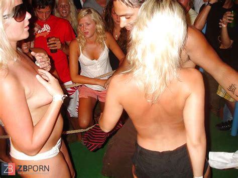 How The Nymphs Having Joy In Ayia Napa Cyprus ZB Porn