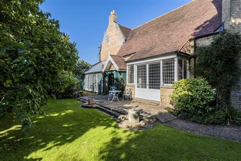 Historic Georgian House On The Banks Of River Great Ouse — Francis York