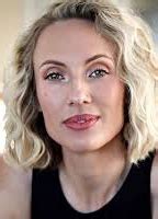 SARAH KOZLOWSKI Nude AZNude