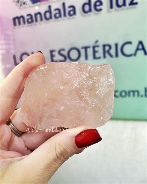 Pedra Bruta Unitária de Quartzo Rosa Cristal Natural G