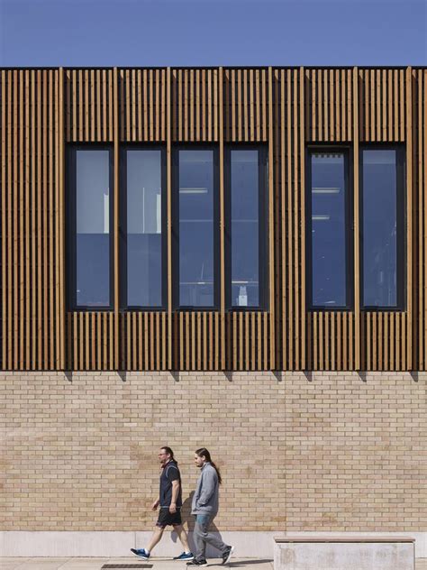 Gallery Of Thistle 3dreid 8 Facade Architecture Wood Facade