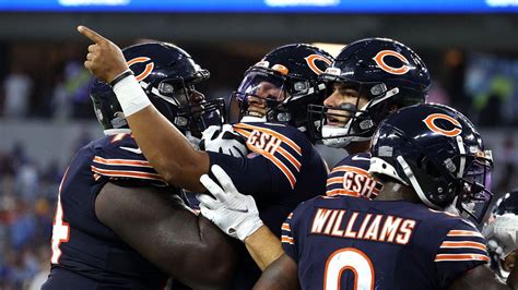 Nfl Odds Picks Predictions For Vikings Vs Bears Expert Bets On