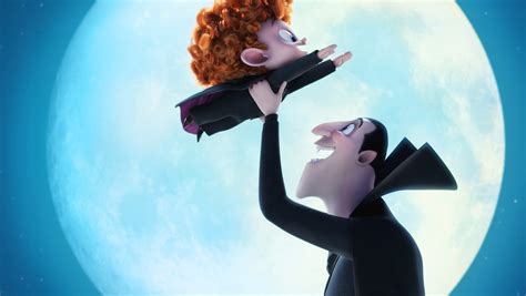 Review: ‘Hotel Transylvania 2’ scares up silly fun