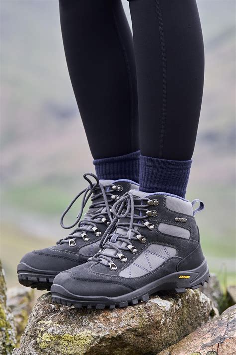 Best Women's Waterproof Hiking Boots Top Sellers | bellvalefarms.com