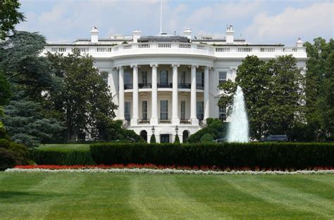 White House Locked Down After Vehicle Trailing Motorcade Enters