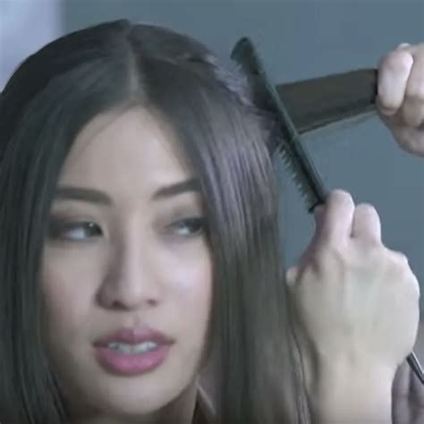 Tutorial Gaya Rambut Updo Untuk Acara Formal All Things Beauty Indonesia