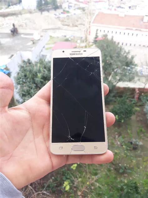 J Prime Ekran Kirik Ak Ll Telefon