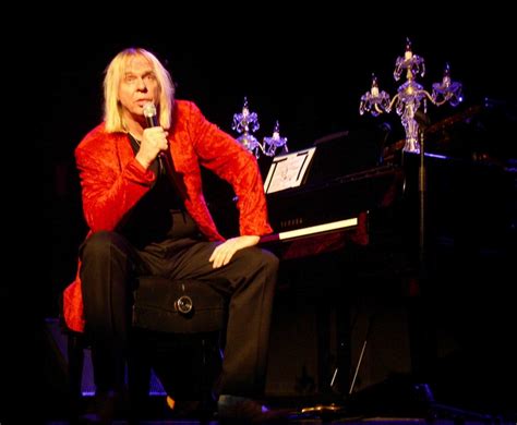 Long Distance Runaround A Conversation With Rick Wakeman In Advance Of