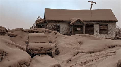 Shiveluch Volcano In Far Eastern Russia Spews 10 Kilometre High Ash